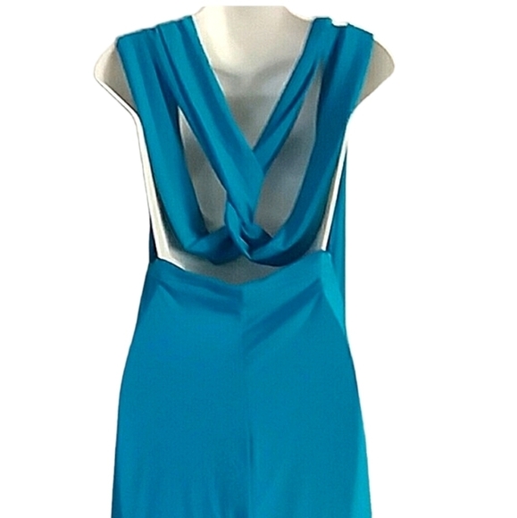 Convert Into Style Dress Size Medium - Picture 2 of 9